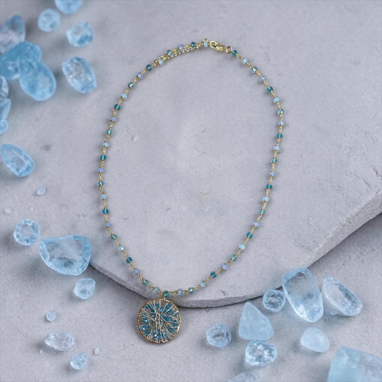 Collar Blue