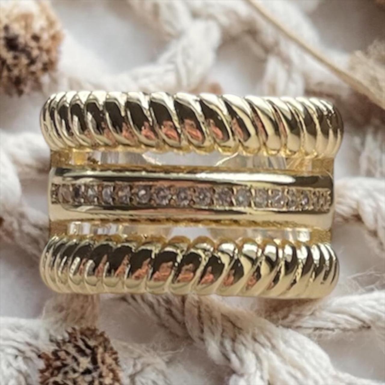 Anillo Isabel